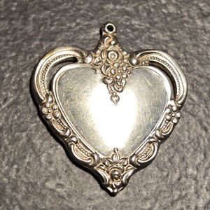 El Grandee Towle 1976 Vintage Sterling Silver Heart Pendant
